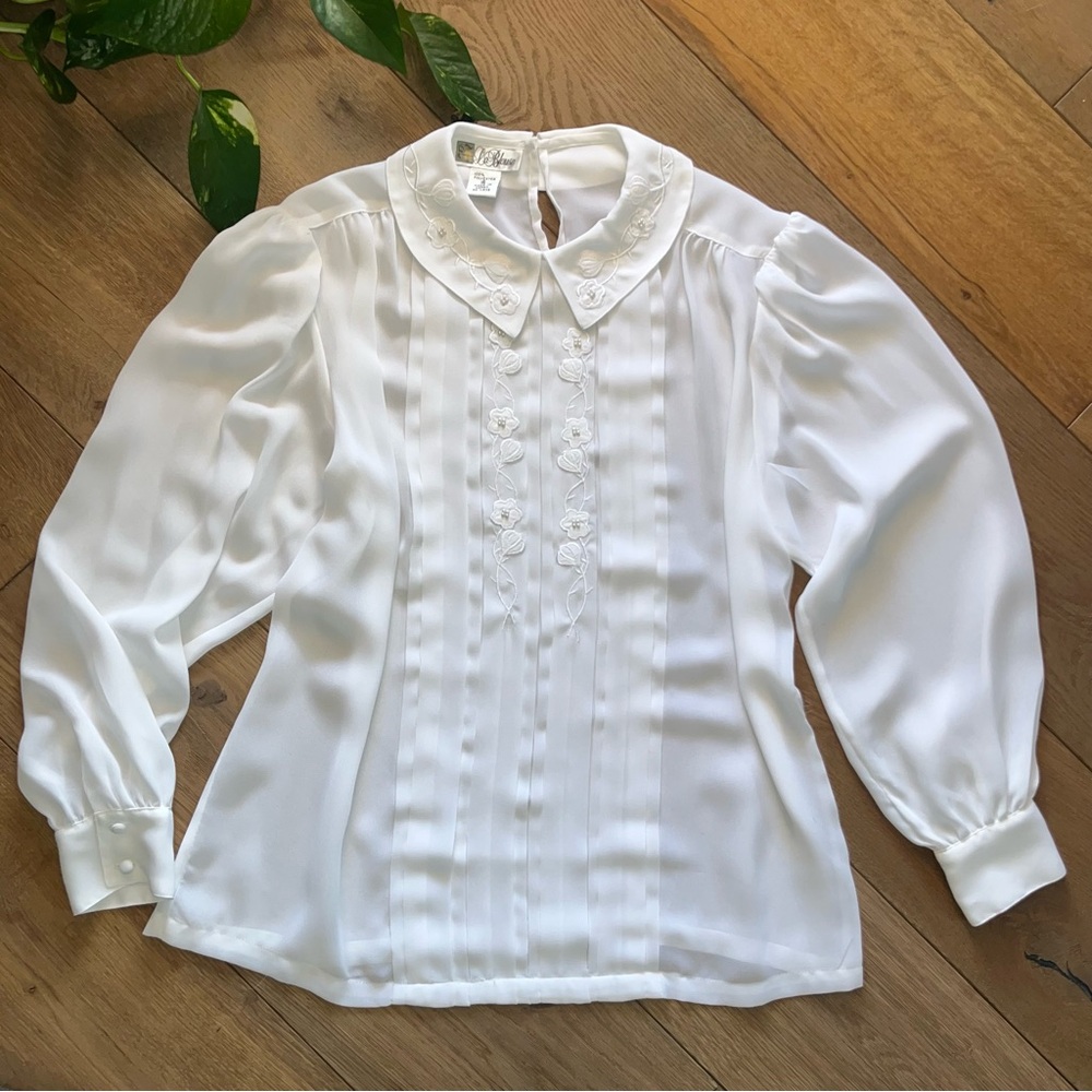 Vintage White Blouse with Delicate Embroidery